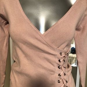 NWT Simplee Dusty Rose Fitted low-cut Knit Top